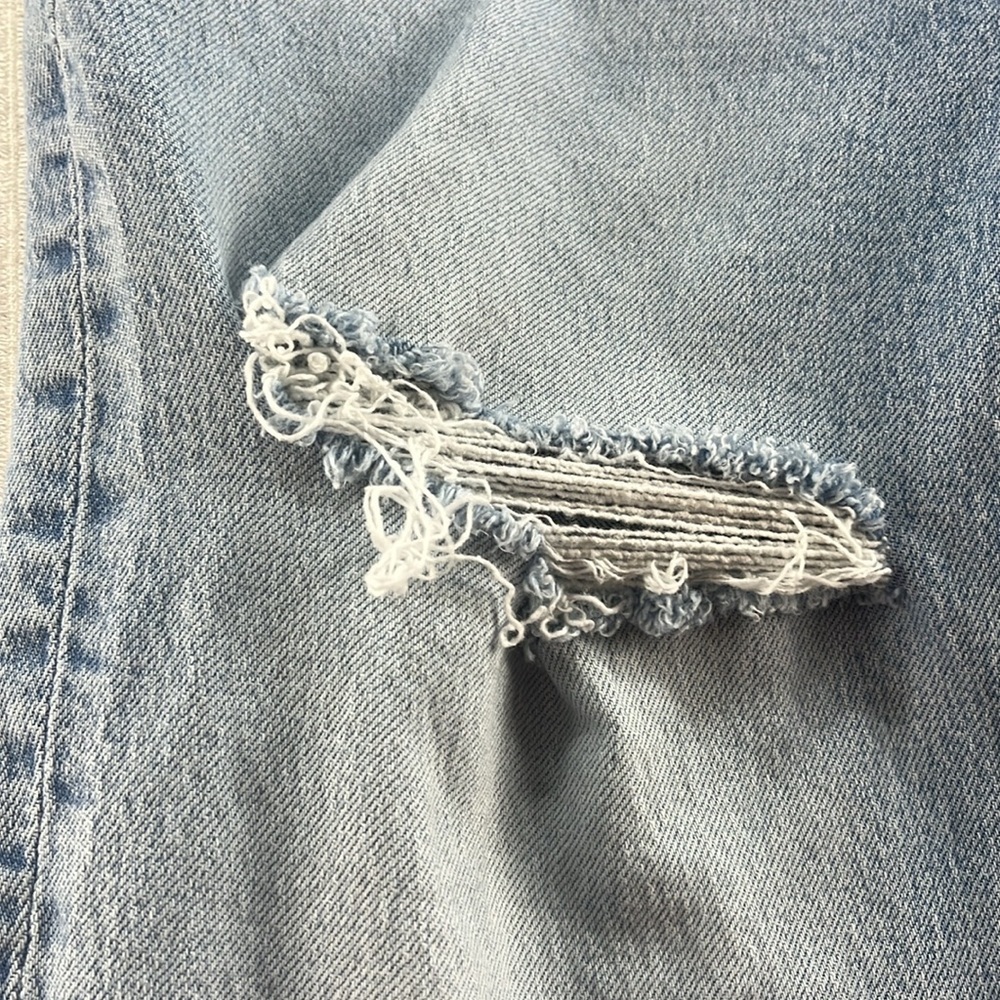 Zara High Rise Distressed Jeans Size 4 - Picture 9 of 13